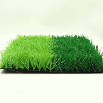 10500 points/m2 Densité Herbe synthétique verte personnalisée pour le terrain de football