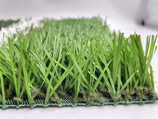 16 Taux de couture Le football, le sport, le terrain de jeu, le terrain de golf, le terrain de football en plein air, sur gazon artificiel