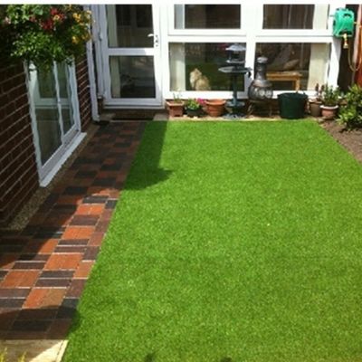 16800 points/m2 Densité vert en forme de U Herbe synthétique à haute Dtex et couleur verte