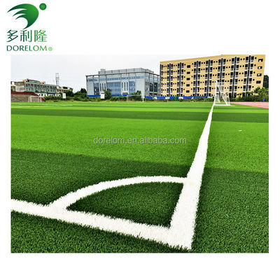 Améliorez votre plancher de sport avec du gazon artificiel pour terrain de football 4*25m par rouleau