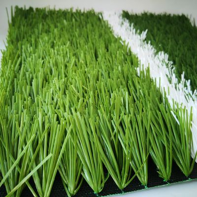 20 points de suture/m Taux de suture 55 mm Gazon artificiel pour terrain de football Herbe synthétique