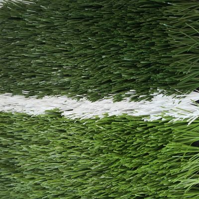 15000 points/m2 Densité de terrain de football Gazon artificiel conçu pour les joueurs de football