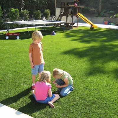 Hauteur de pile de 25 mm, largeur de 3/8 de pouce, pelouse artificielle, parfaite pour les enfants.