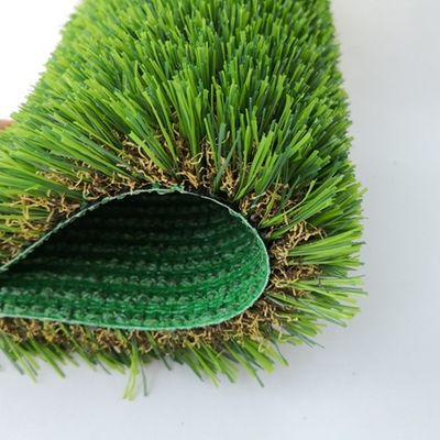 Tapis d'herbe avec 16800 points de suture/m2 et revêtement en latex SBR