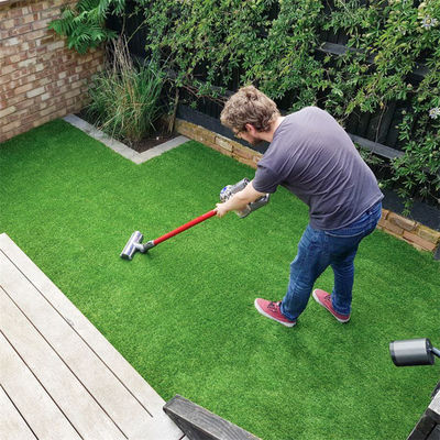 L'herbe artificielle naturelle pour le jardin et les animaux de compagnie 2m/4m*25m