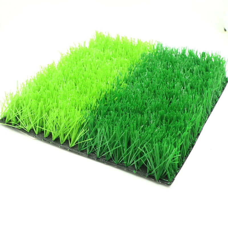10500 points/m2 Densité Herbe synthétique verte personnalisée pour le terrain de football