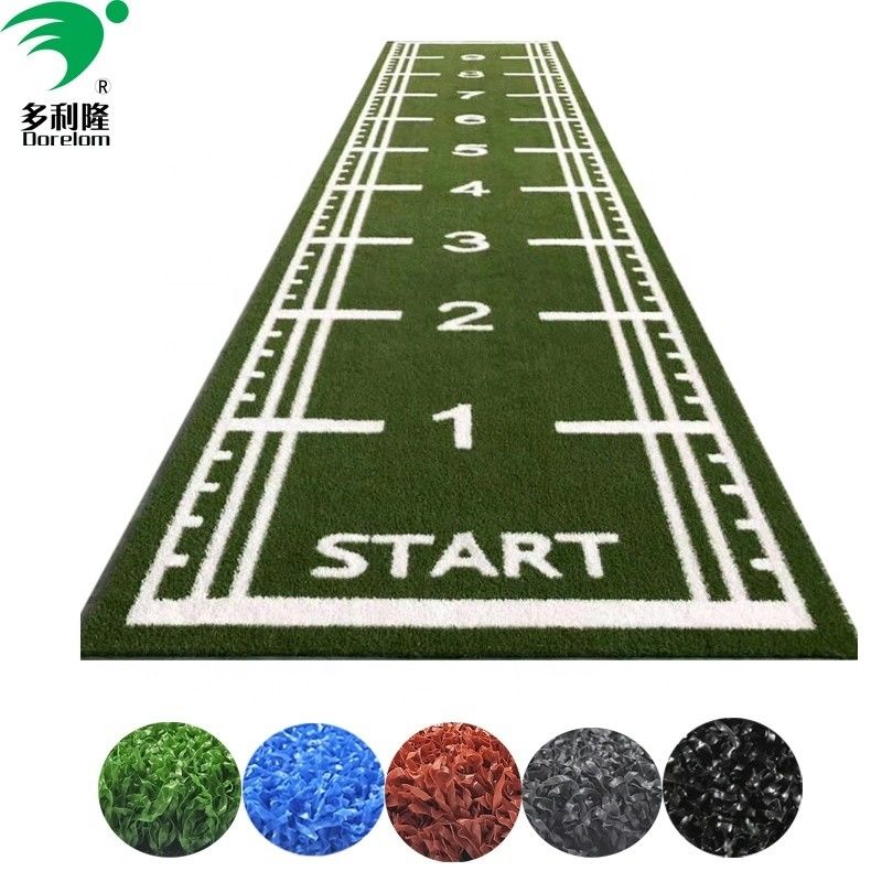 Plancher de gym en herbe artificielle de 15 mm Plancher de sport avec traîneau à traction marqué au gazon